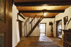 Dialóg histórie a moderny