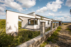 Dom v objatí prírody