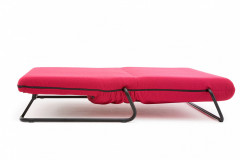 Rozkladacia pohovka Freistil 164 na každodenné spanie, dômyselný mechanizmus umožňuje veľmi rýchle rozloženie a opätovné zloženie, rozmer lôžka 180 x 200 cm (Freistil Rolf Benz)