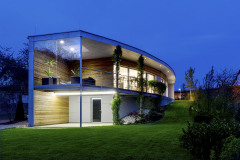 Tehlový dom ako luk