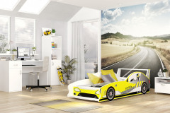 Posteľ v tvare Formuly 1 sa predáva s matracom a roštom vybaveným systémom Flexi, rozmery matraca 160 x 80 cm, cena od 118 eur, www.mojnabytok.sk