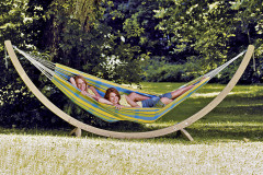 Nemeckí importéri a výrobcovia Amazonas a La Siesta boli jedni z prvých v Európe, ktorí sa rozhodli z Brazílie priviesť visuté lôžko, zvané hamaka. Obľubu si získala takmer okamžite