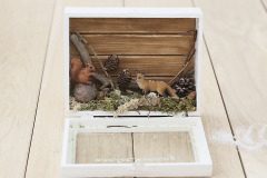 7. box naaranžujte a uzavrite, môžete vložiť aj drobné osvetlenie