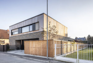 Dom so štvrtou dimenziou